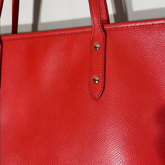 Coach Red Leather City Tote Bag Zip Top - Picture 5 of 11